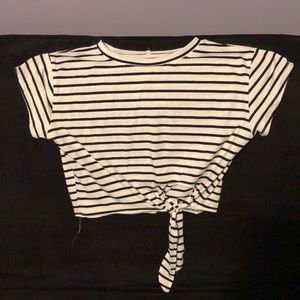 Cropped Tee
